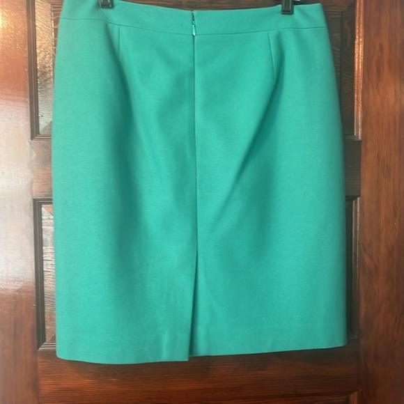 J. Crew Women’s Wool Pencil Skirt, Size 12 - Picture 2 of 4